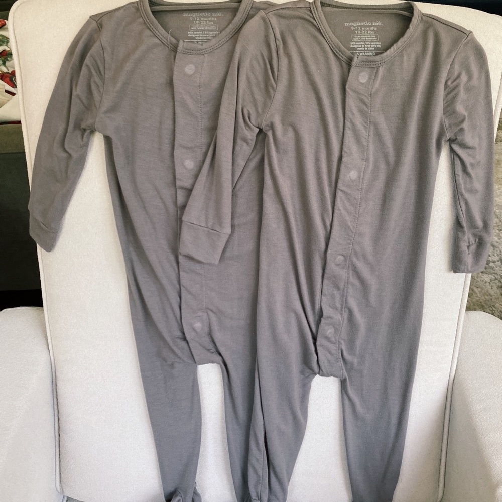 Magnetic Me 9-12 mo footie pajamas